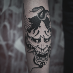 Tattoo Eines Teufels Mit Schlange - BerlinInk
